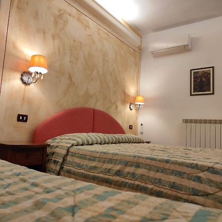 Hotel Ristorante Da Carlos Santa Maria Giudice Kültér fotó